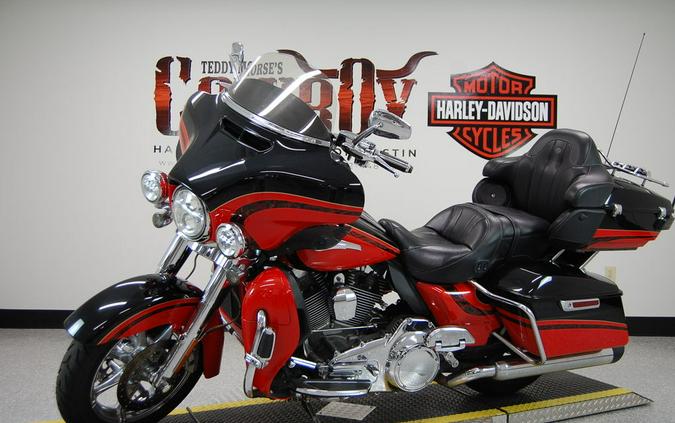 2016 Harley-Davidson® FLHTKSE - CVO™ Limited