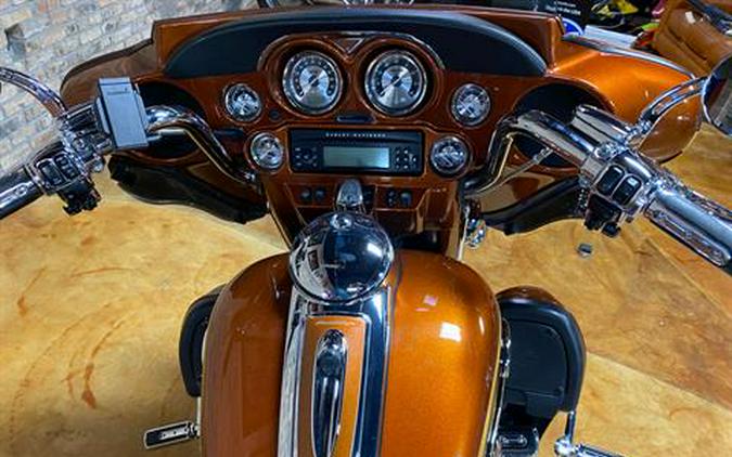 2008 Harley-Davidson CVO™ Screamin' Eagle® Ultra Classic® Electra Glide®