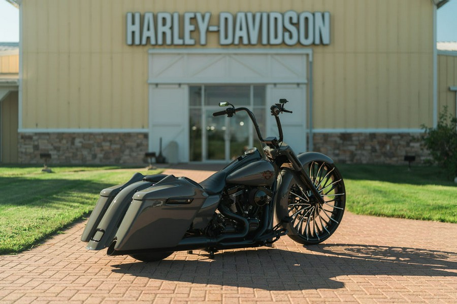 2013 Harley-Davidson® FLHR - Road King®