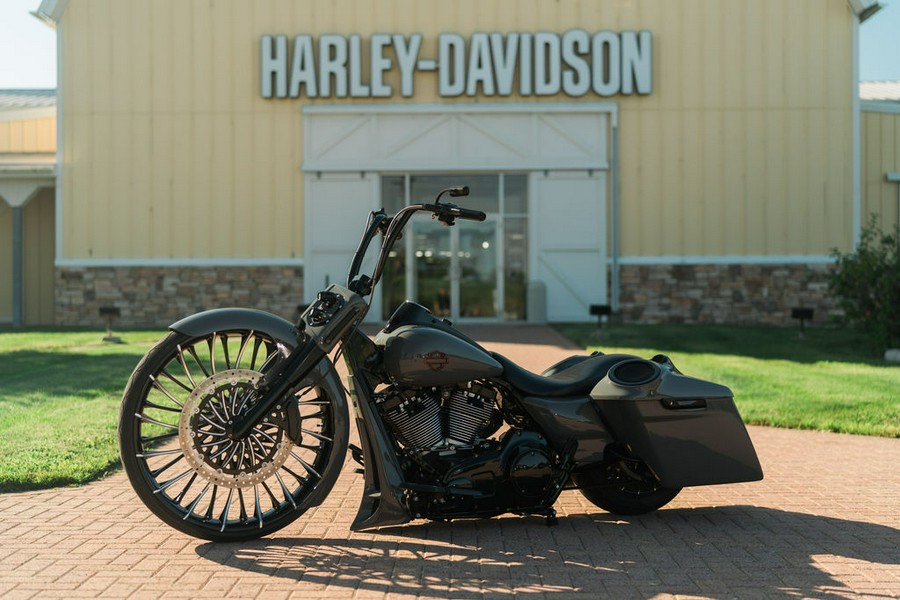 2013 Harley-Davidson® FLHR - Road King®