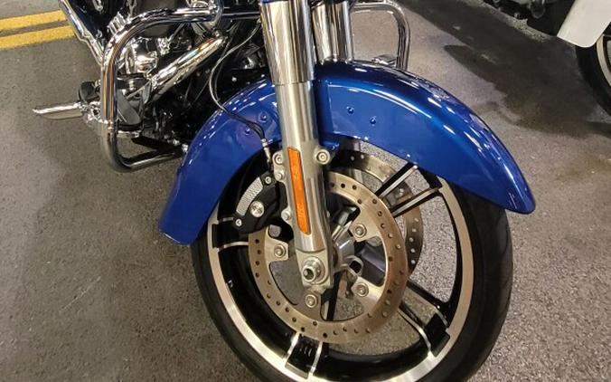 2017 Harley-Davidson Road Glide Special Superior Blue