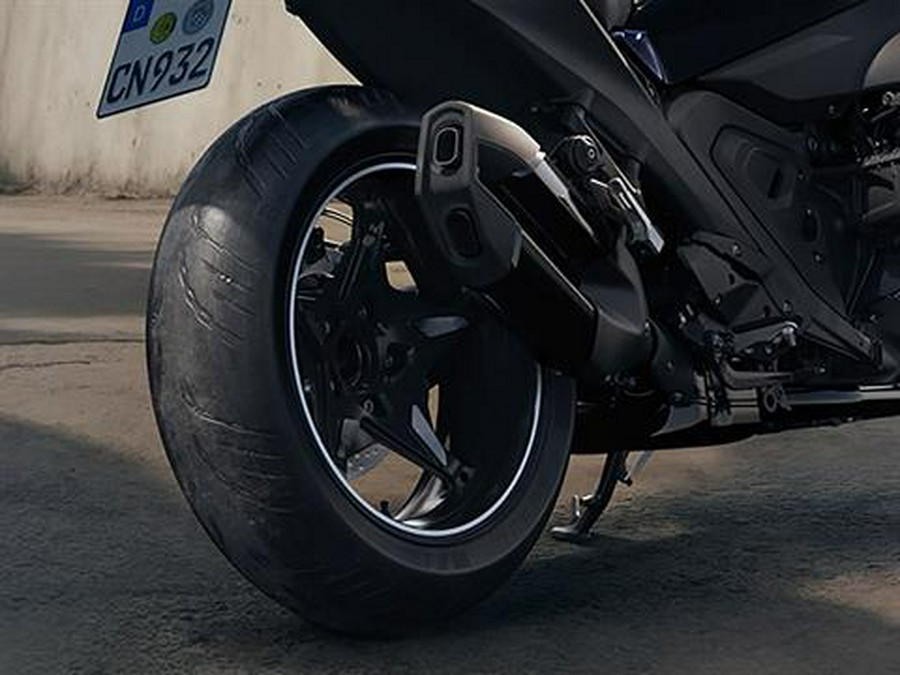 2026 BMW R 1300 R
