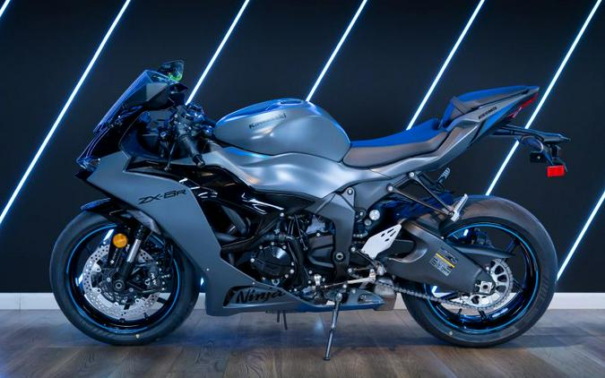 2025 KAWASAKI NINJA ZX636R