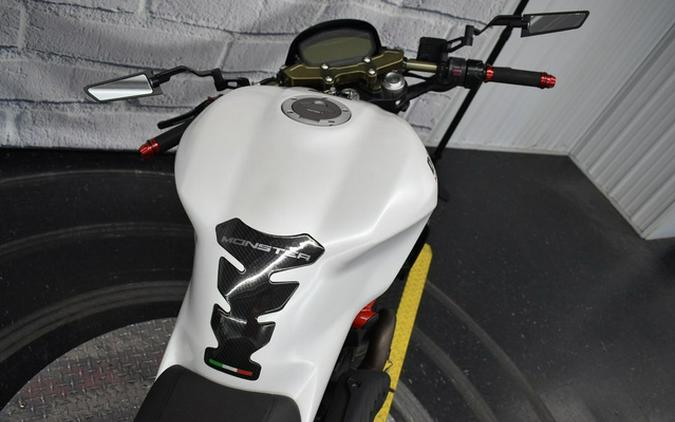 2016 Ducati Monster 821 Star White Silk