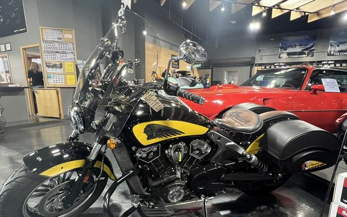 2019 Indian Motorcycle® Scout® Icon Series Thunder Black/Indian Motorcycle Yellow