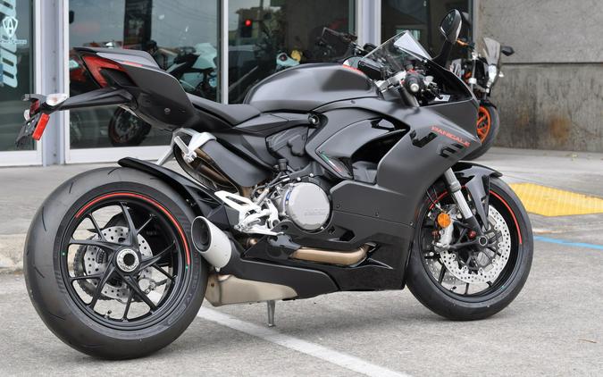 2024 Ducati Panigale V2 - Black on Black