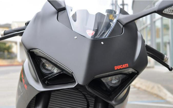 2024 Ducati Panigale V2 - Black on Black