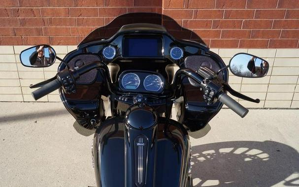 2024 Harley-Davidson® FLTRT - Road Glide® 3