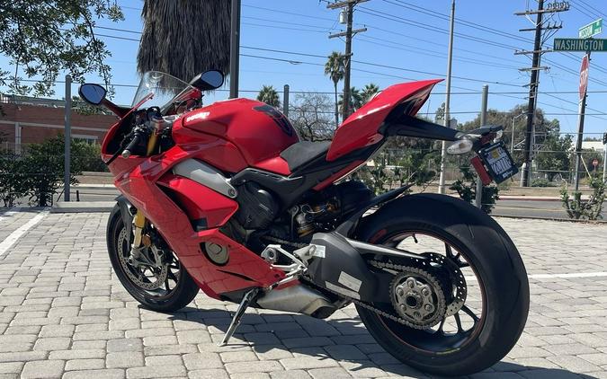 2018 Ducati Panigale V4 S