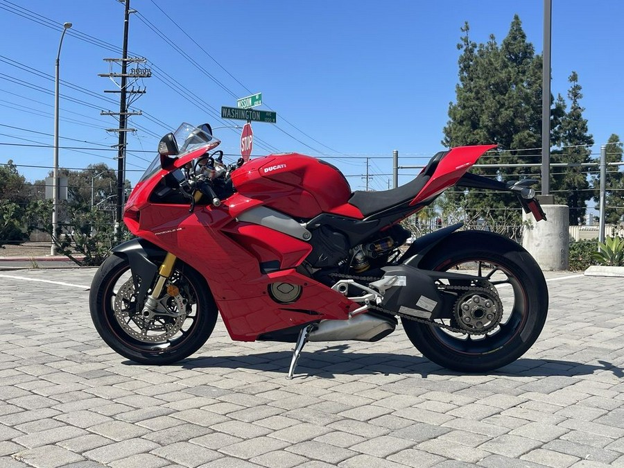 2018 Ducati Panigale V4 S