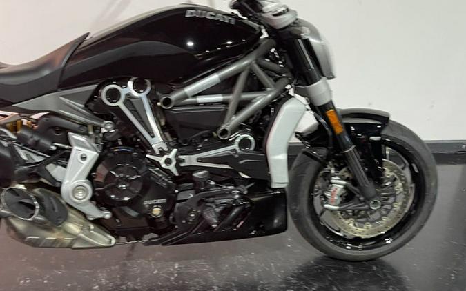 2020 Ducati X Diavel S Glossy Black W/ Stripe