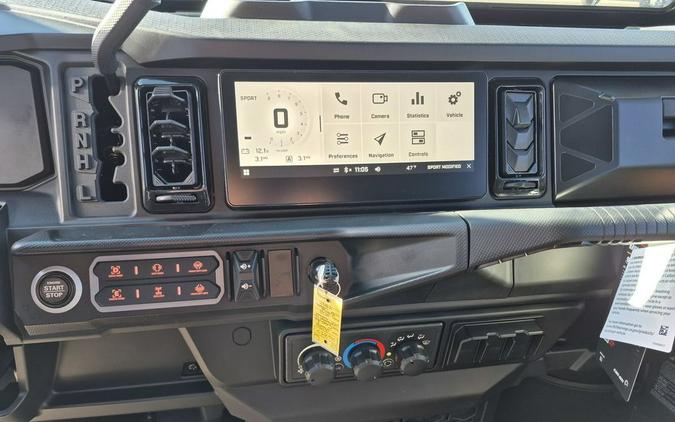 2026 Can-Am® Defender MAX Limited HD11