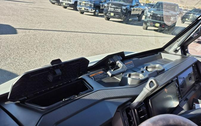 2026 Can-Am® Defender MAX Limited HD11