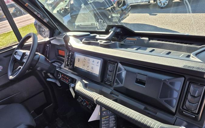 2026 Can-Am® Defender MAX Limited HD11
