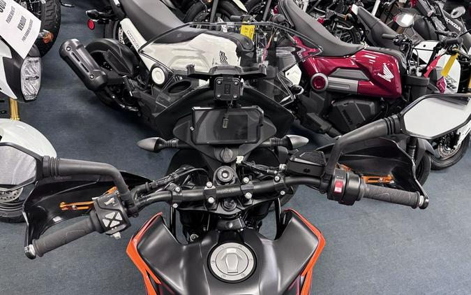 2022 KTM 890 Adventure
