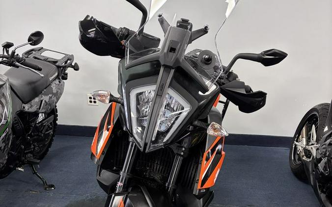 2022 KTM 890 Adventure