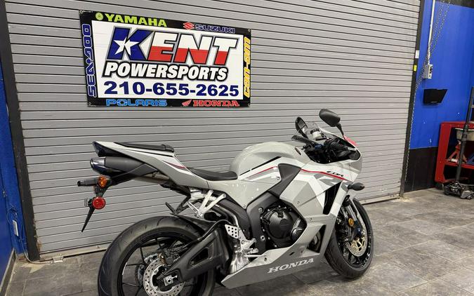 2026 Honda CBR600RR Base