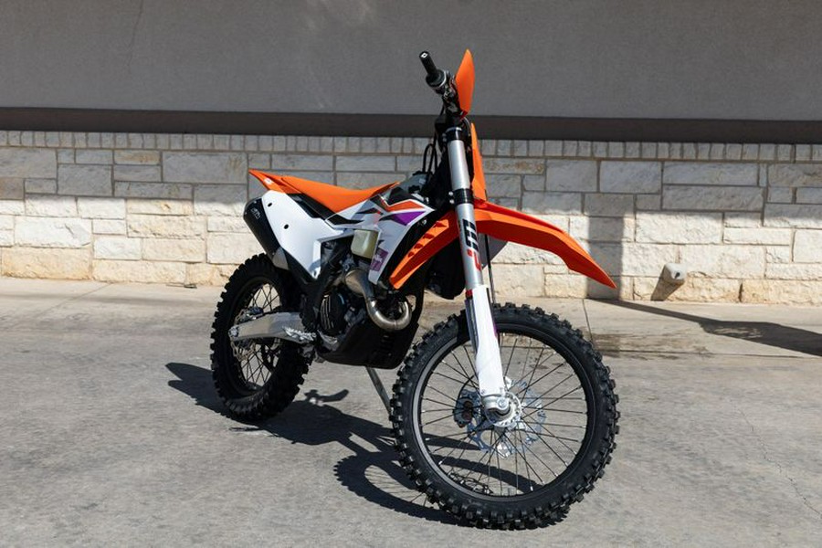 New 2024 KTM 250 XCF ORANGE