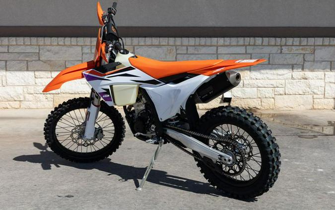 New 2024 KTM 250 XCF ORANGE