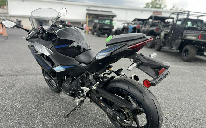 2025 Kawasaki Ninja 500 SE ABS