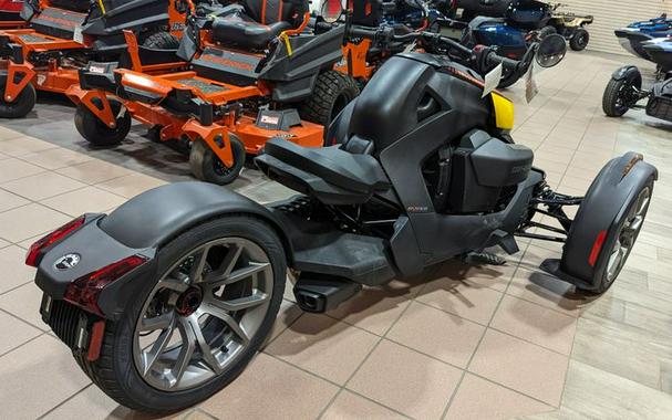 New 2023 CAN-AM RYKER 600 23