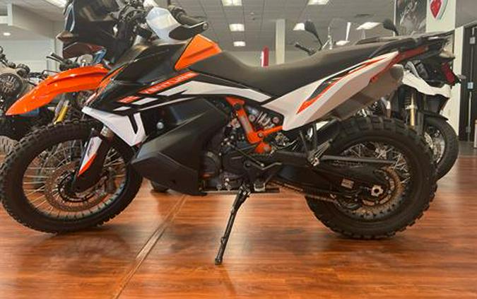 2022 KTM 890 Adventure R