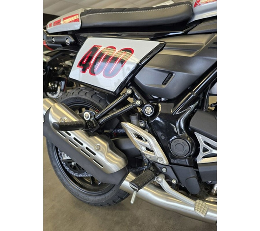 2027 Triumph Tracker 400 Black