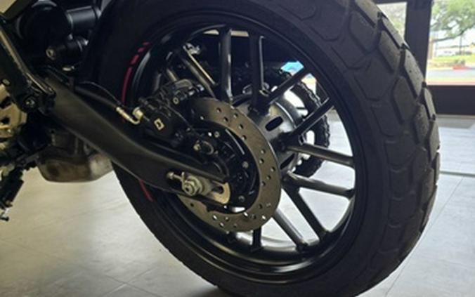2027 Triumph Tracker 400 Black