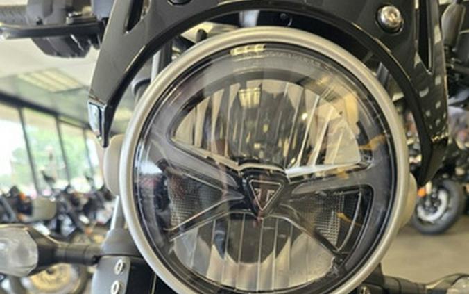 2027 Triumph Tracker 400 Black
