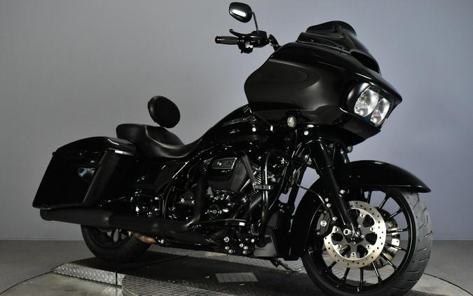 2019 Harley-Davidson Road Glide Special Vivid Black