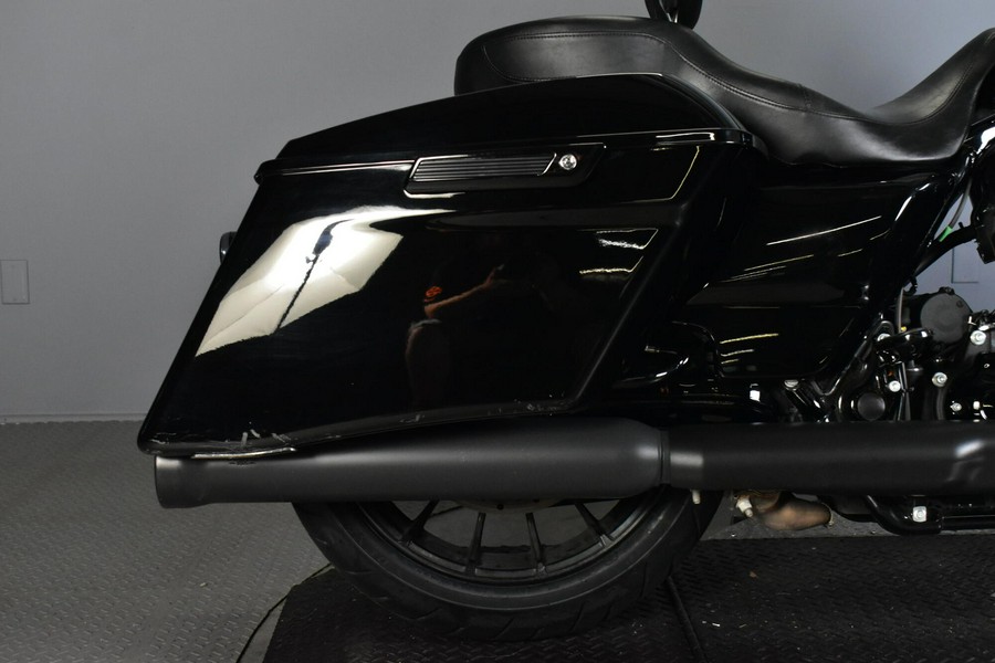 2019 Harley-Davidson Road Glide Special Vivid Black