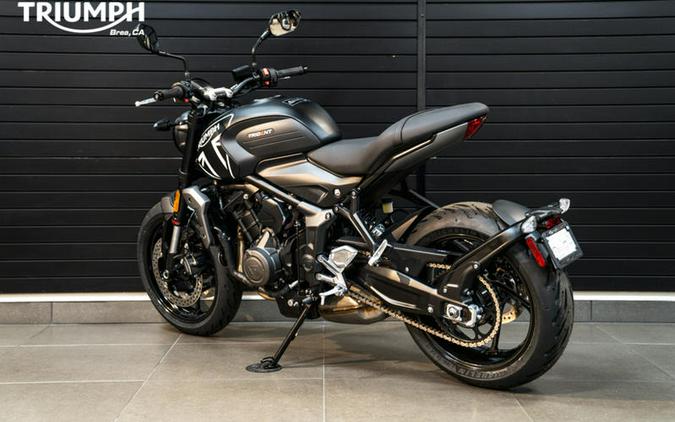 2024 Triumph Trident 660 Matte Jet Black/Matte Silver Ice