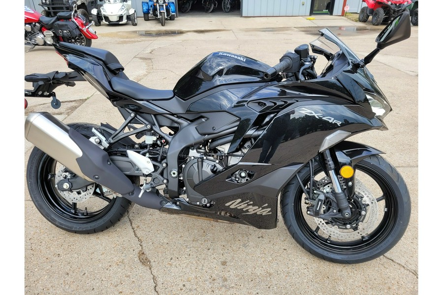 2024 Kawasaki ZX400PRFNL