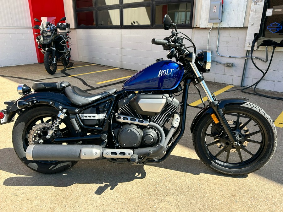 2016 Yamaha Bolt