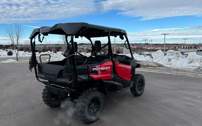 2025 Honda Pioneer 1000-5 Deluxe