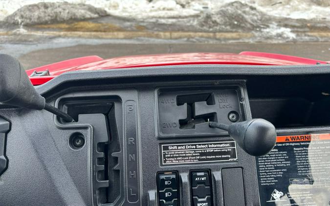 2025 Honda Pioneer 1000-5 Deluxe