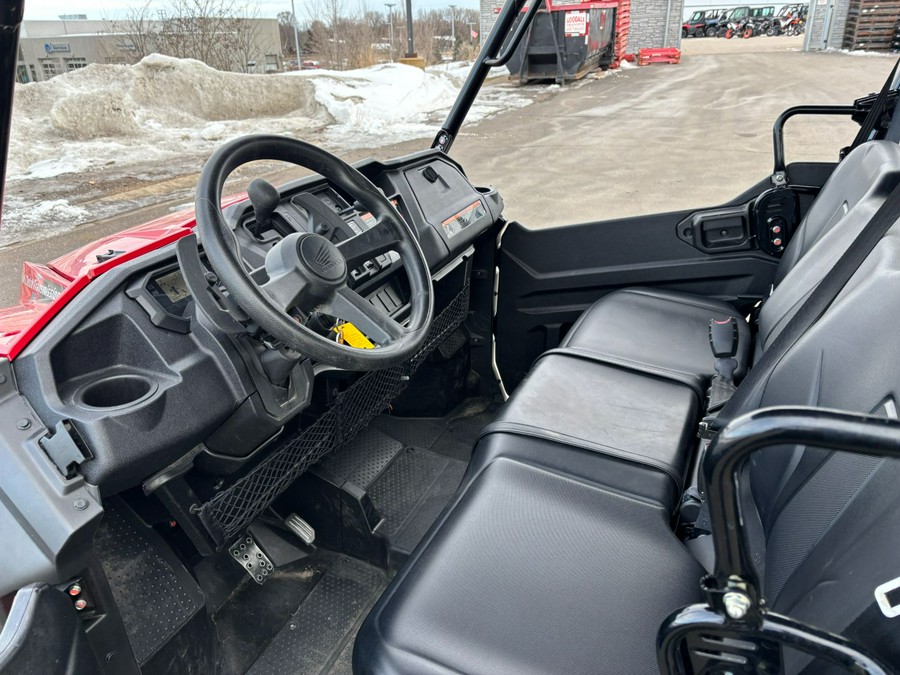 2025 Honda Pioneer 1000-5 Deluxe