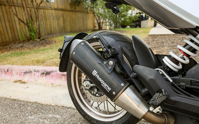 2022 HUSQVARNA VITPILEN 401