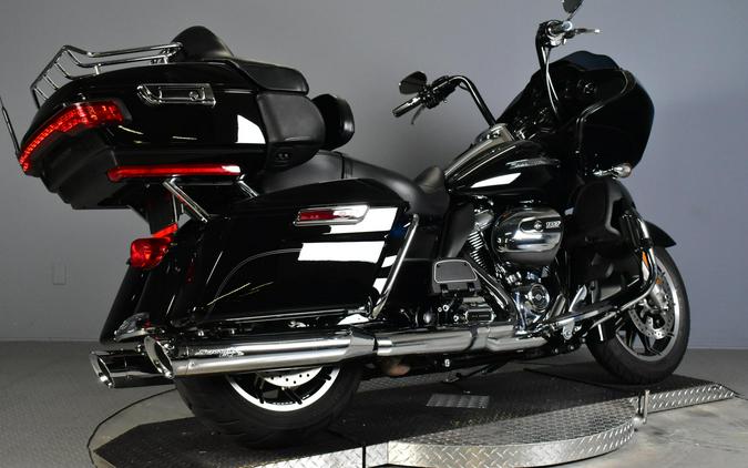 2018 Harley-Davidson Road Glide Ultra Vivid Black