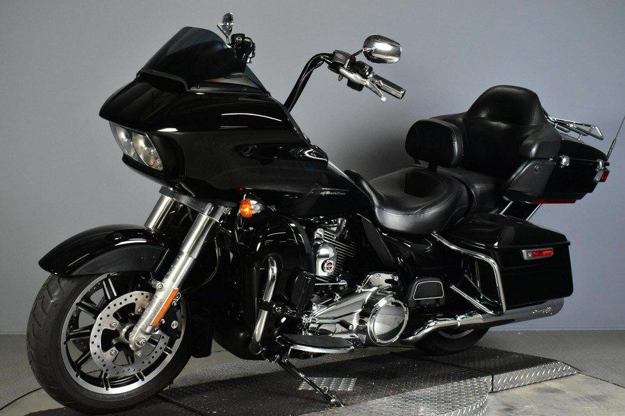2018 Harley-Davidson Road Glide Ultra Vivid Black