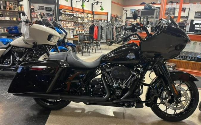 2023 Harley-Davidson Road Glide Special Vivid Black