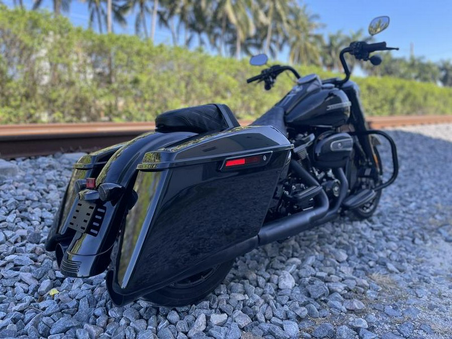 2018 Harley-Davidson® FLHRXS - Road King® Special