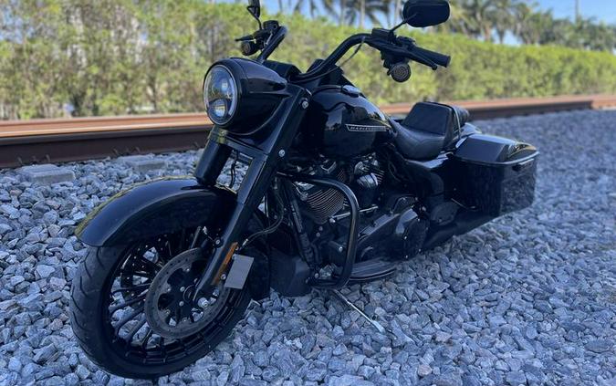 2018 Harley-Davidson® FLHRXS - Road King® Special