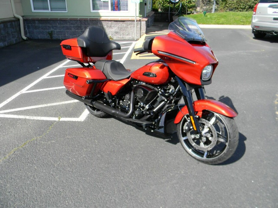 2024 Harley-Davidson Street Glide FLHX