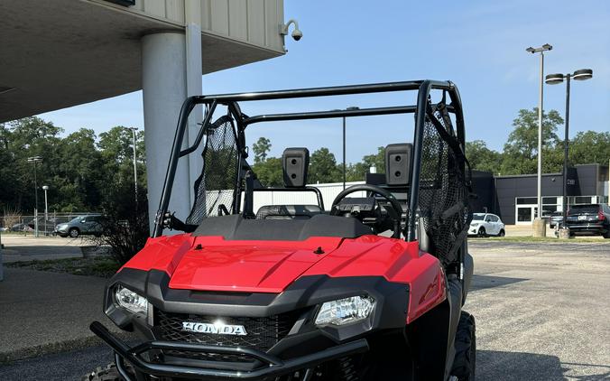 2025 Honda Pioneer 700 Deluxe