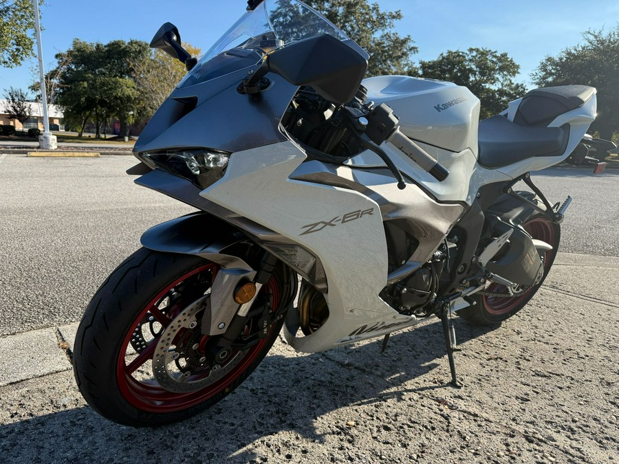 2025 Kawasaki Ninja ZX-6R ABS