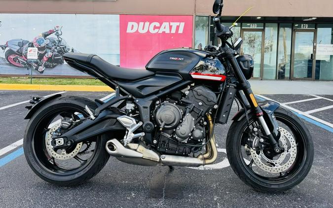 2024 Triumph Trident 660 Sapphire Black