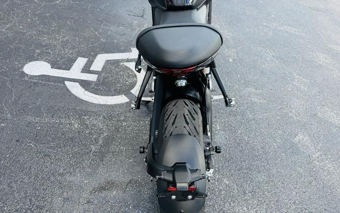 2024 Triumph Trident 660 Sapphire Black