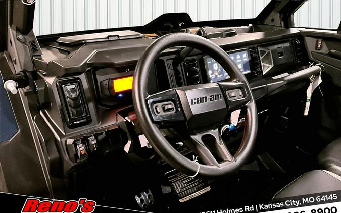 2026 Can-Am Defender XT CAB HD11 w/10.25 INFOTAINMENT