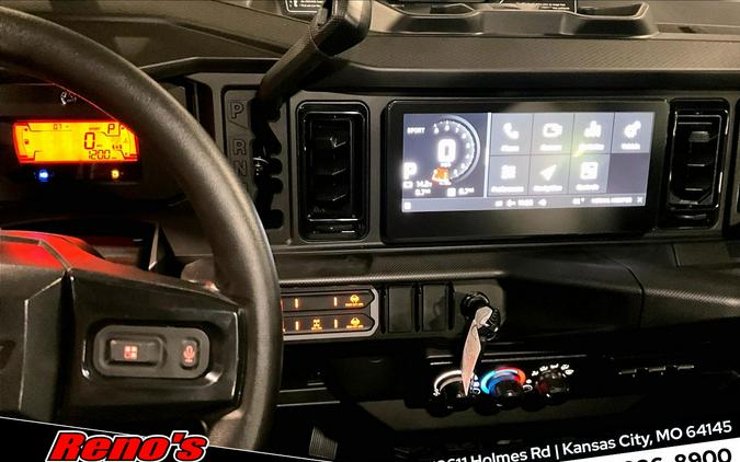 2026 Can-Am Defender XT CAB HD11 w/10.25 INFOTAINMENT
